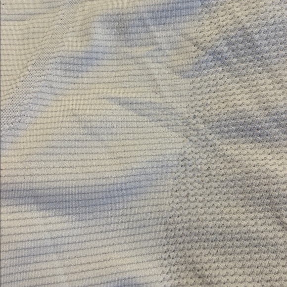 Lululemon Swiftly tech tank reg length - Picture 7 of 7